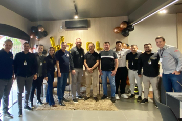 LEGISLATIVO PRESTIGIA INAUGURAÇÃO DE NOVO EMPREEDIMENTO EM ENTRE-IJUÍS