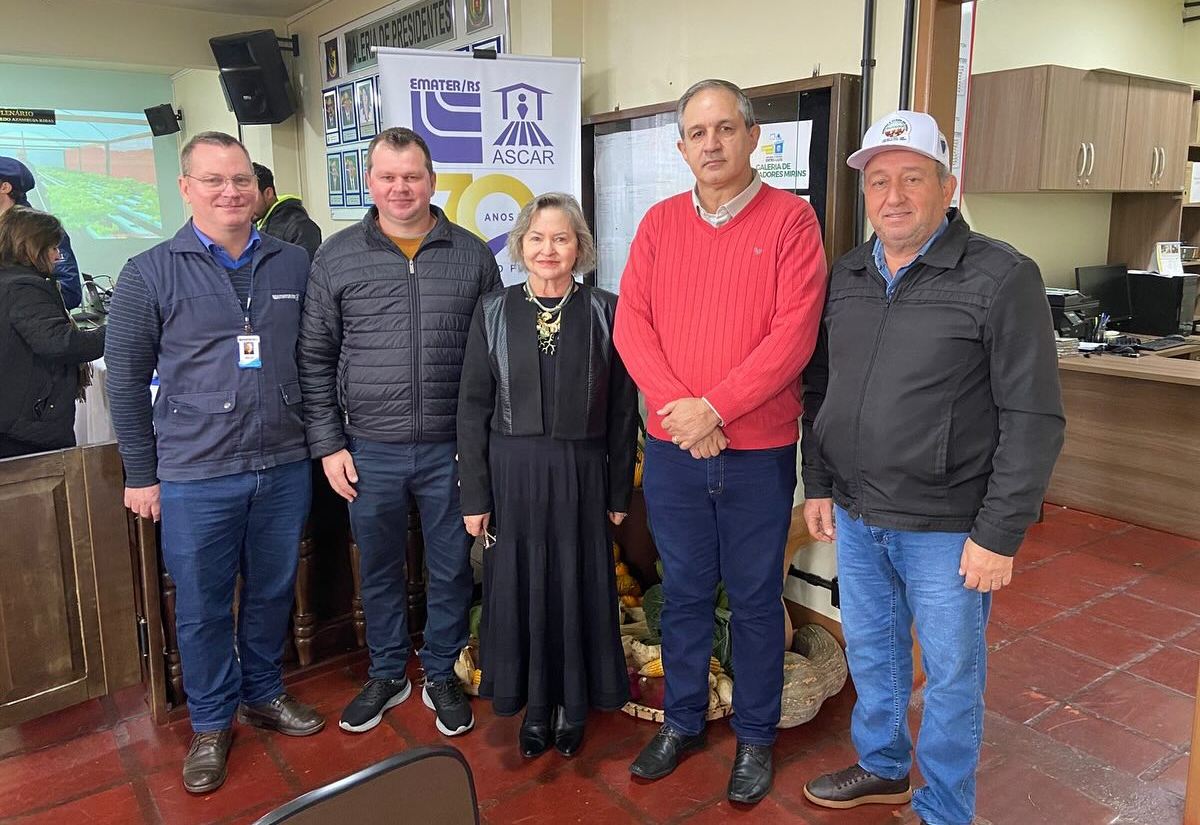 Poder Legislativo participa de Café da manhã de comemoração dos 70 anos da Emater/RS ASCAR