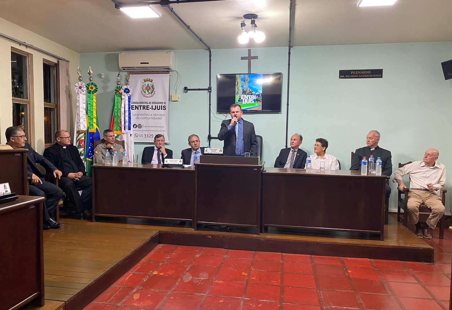 SESSÃO SOLENE EM HOMENAGEM AOS 37 ANOS DE EMANCIPAÇÃO POLÍTICO ADMINISTRATIVA DE ENTRE-IJUÍS